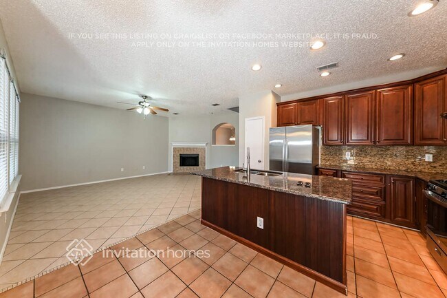 Foto del edificio - 4906 Autumn Hill