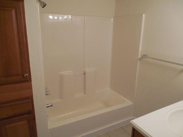 Building Photo - 3 bedroom in Billings MT 59101