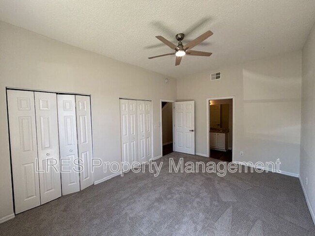 Foto del edificio - 600 Northern Way