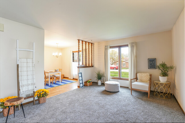 Foto del edificio - 16753 Highview Ave