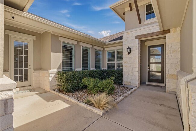 Foto del edificio - 654 Linden Lp