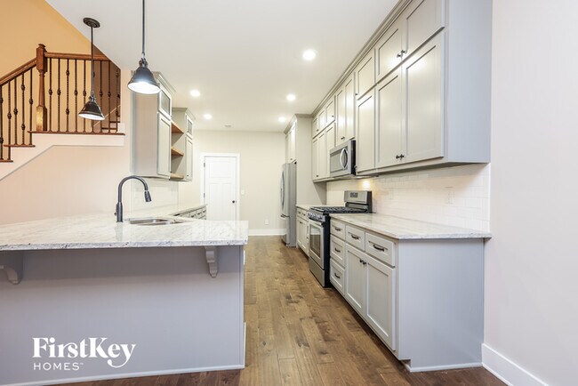 Foto del edificio - 708 Jersey Dr