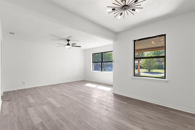 Foto del edificio - 1706 Dorothy Dr