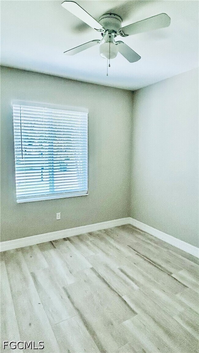 Foto del edificio - 1174 Lake McGregor Dr