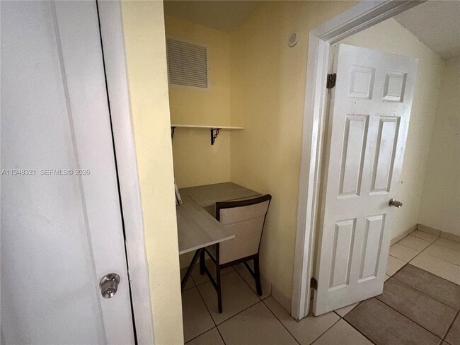 Foto del edificio - 370 NW 188th St