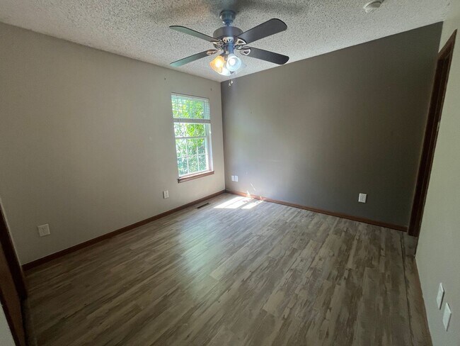 Foto del edificio - LEASING