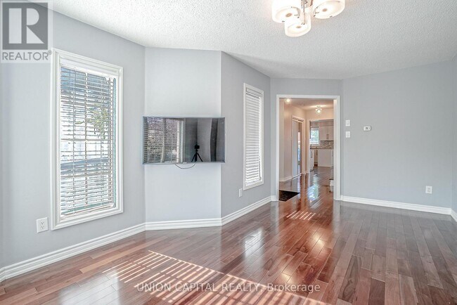 Photo du bâtiment - 123 Pinedale Gate