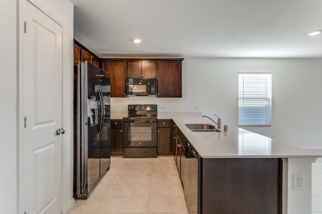 Building Photo - 111 Lemongrass Dr