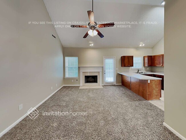 Building Photo - 661 Tipperary Rd