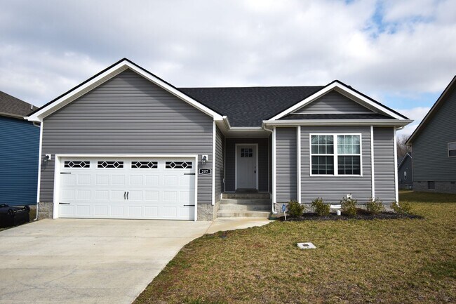 Foto del edificio - 3 Bedroom Home For Rent in Chalet Hills!