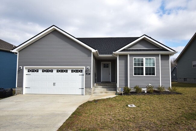 Building Photo - 3 Bedroom Pet Friendly Home For Rent in Chalet Hills!