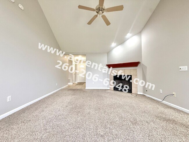 Foto del edificio - 9668 Pinepark Pass