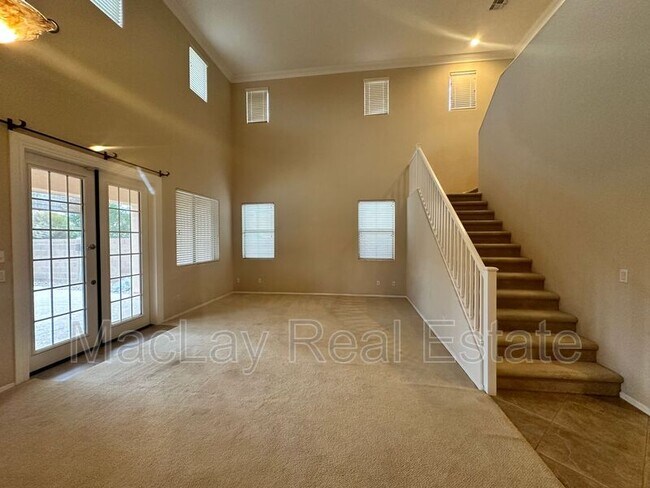 Foto del edificio - 3691 E Kingbird Pl