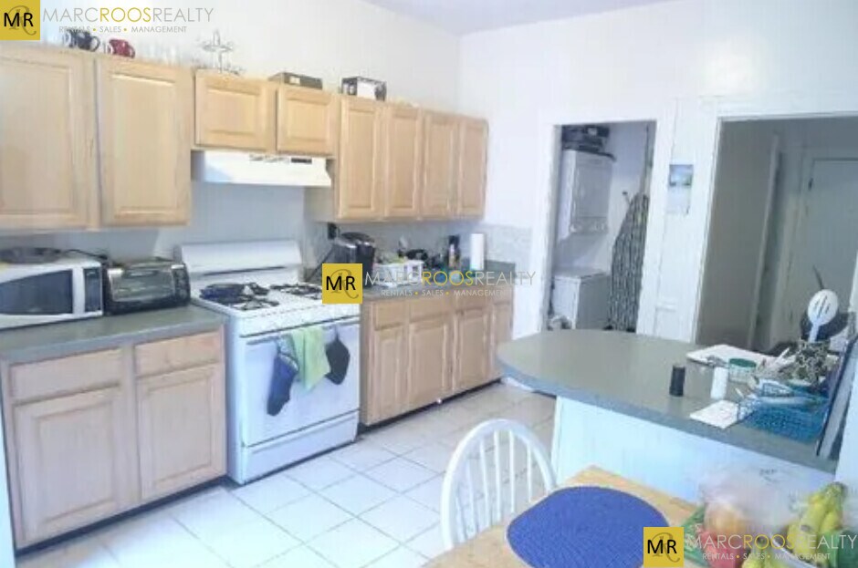 Foto principal - 135 Calumet St