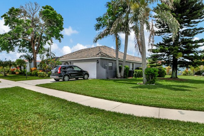 Building Photo - 5391 Alta Way