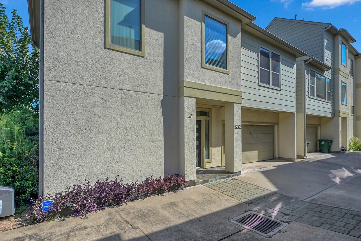 Foto principal - 932 Lester St