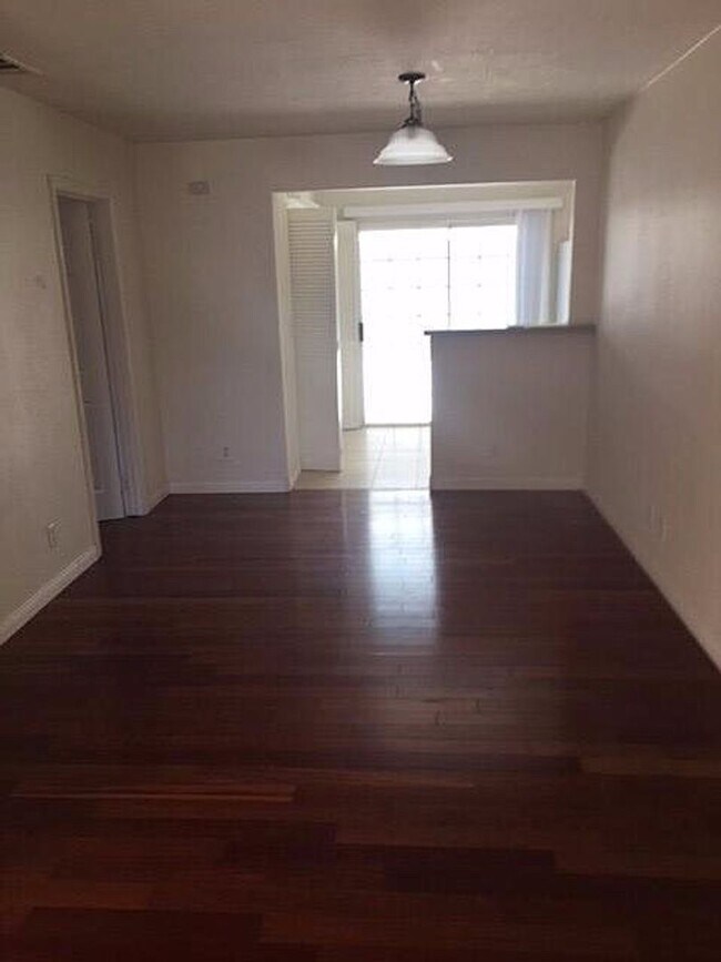 Foto del edificio - Spacious Beach House