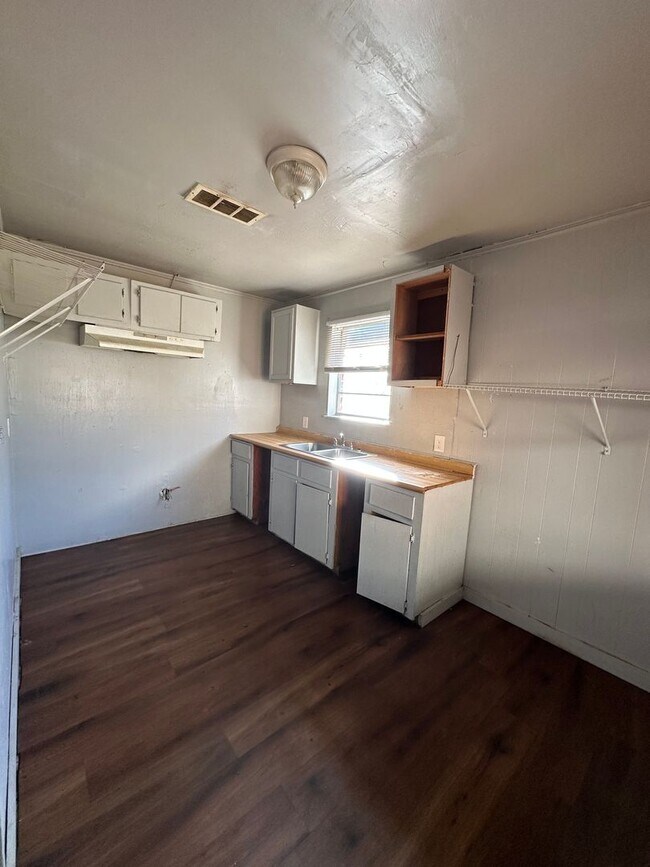 Foto del edificio - Large 4 Bed Home in West Shreveport