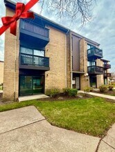 Building Photo - 1173 S Forums Ct