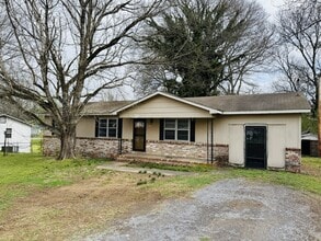 Building Photo - 168 Drum Cir