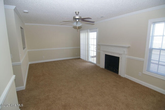 Building Photo - 4255 Dudleys Grant Dr