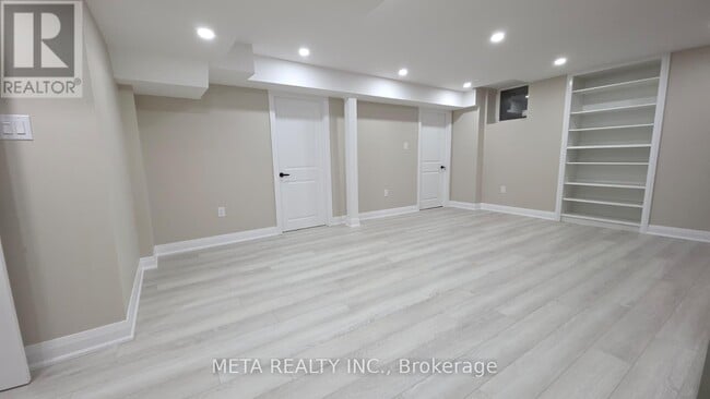 Building Photo - 25 Hassard-Short Ln