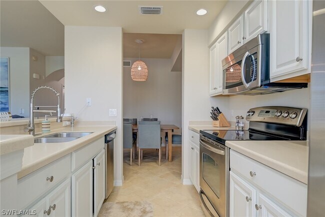 Foto del edificio - 10317 Heritage Bay Blvd