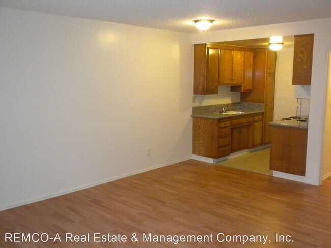 Foto del edificio - 1 br, 1 bath House - 230 Linden Avenue, #205