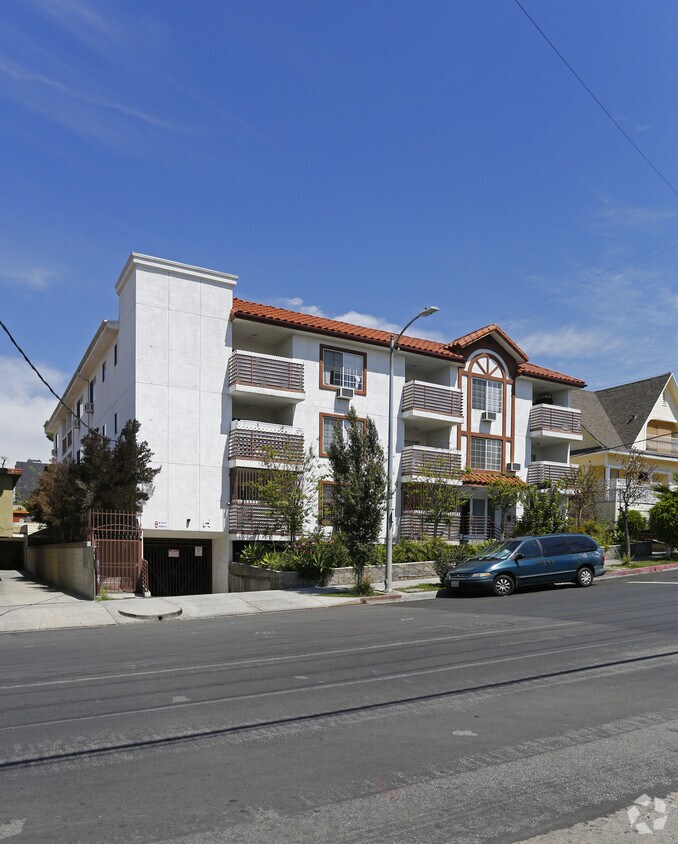 Building Photo - 2969 San Marino St