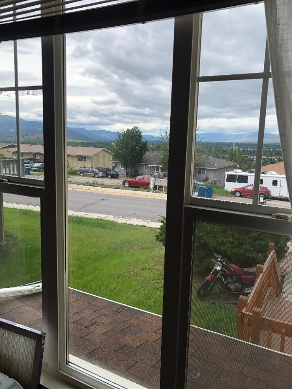 Building Photo - 2237 E Foothills Dr