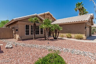 Building Photo - 4109 E Graythorn Ave