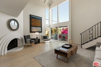 Building Photo - 41 29th Ave