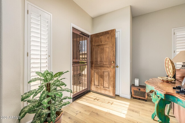 Building Photo - 6618 W Honeysuckle Dr