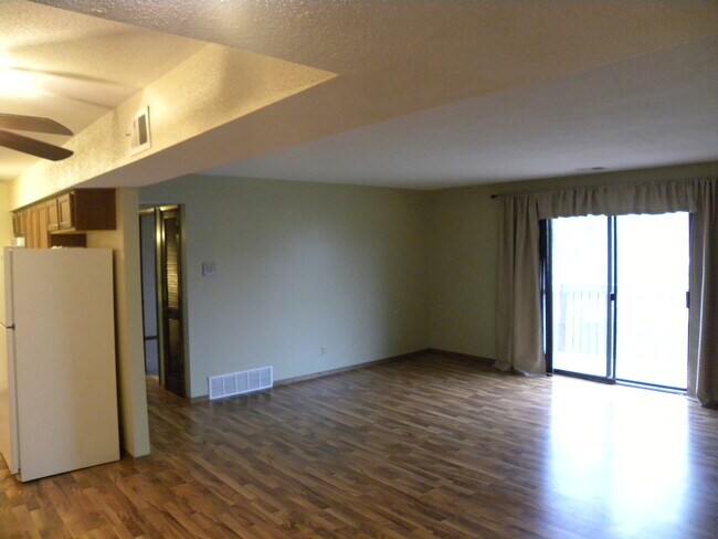 Living Room - 9557 University Ave