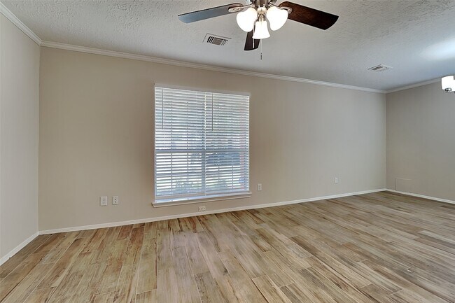 Building Photo - 2915 Bentley Ct