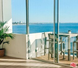 Building Photo - 17350 Sunset Blvd