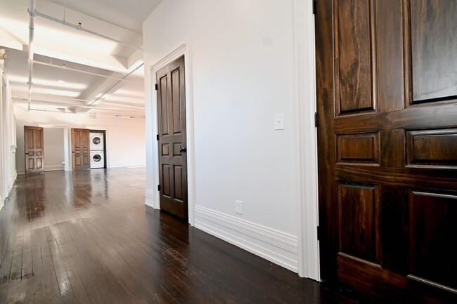 Foto del edificio - 738 York St
