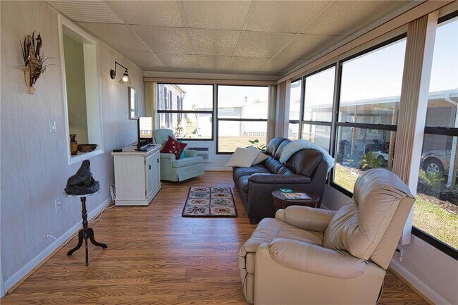 Foto del edificio - 402 Chiquita