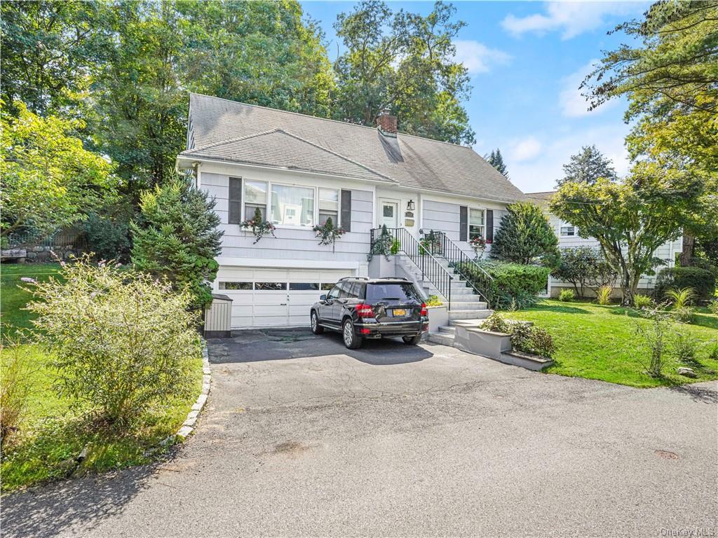 Primary Photo - 1035 Shore Acres Dr