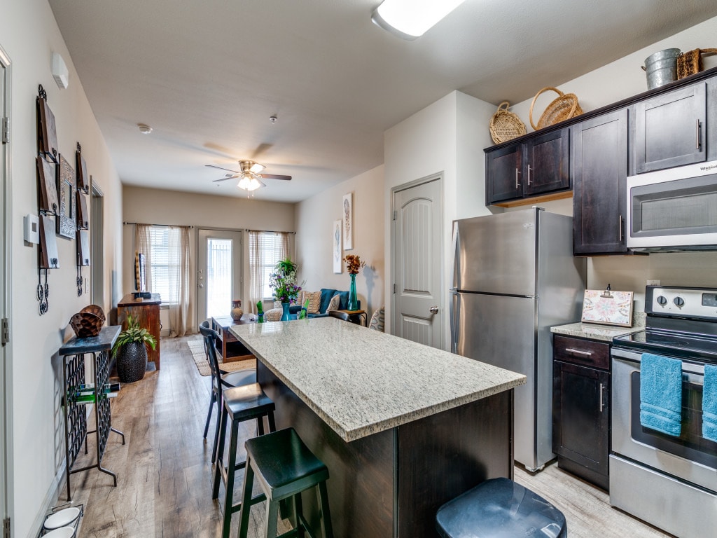 Remi Apartment Homes Apartments in White Settlement, TX