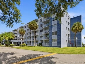 Building Photo - 480 Executive Center Dr