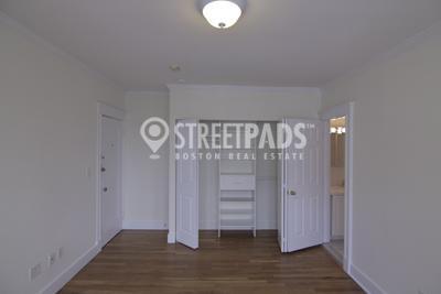 Foto principal - 1 bedroom in Cambridge MA 02138