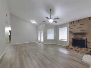 Building Photo - 14202 Clear Forest Dr Building Photo - 14202 Clear Forest Dr