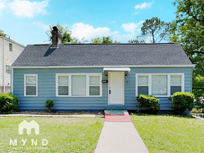 Building Photo - 1121 47th St Ensley