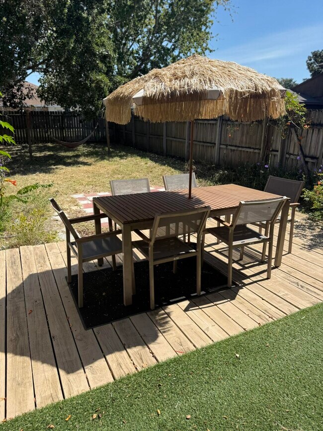 Foto del edificio - 132 Bayou Dr