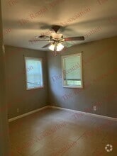 Building Photo - 1203 Greenwood Dr