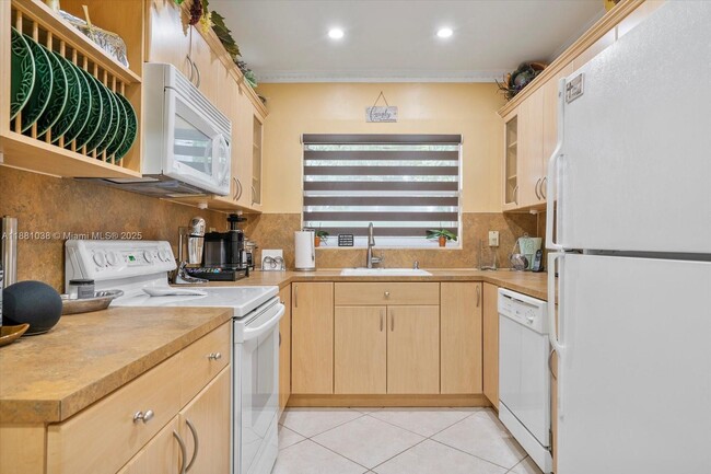 Building Photo - 7445 Big Cypress Dr