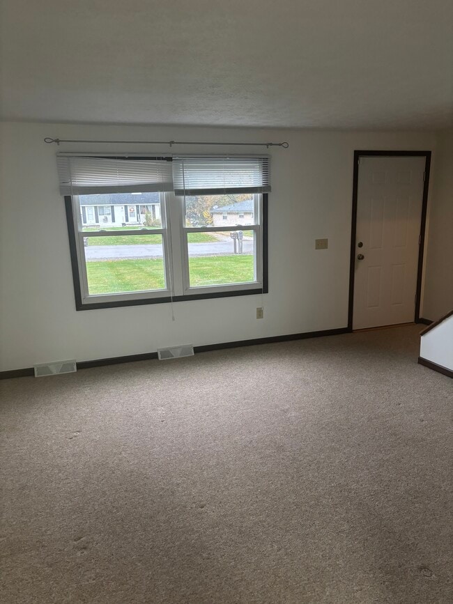 Foto del edificio - 2960 Thackeray Ave NW