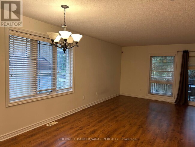 Building Photo - 291 Paseo Private