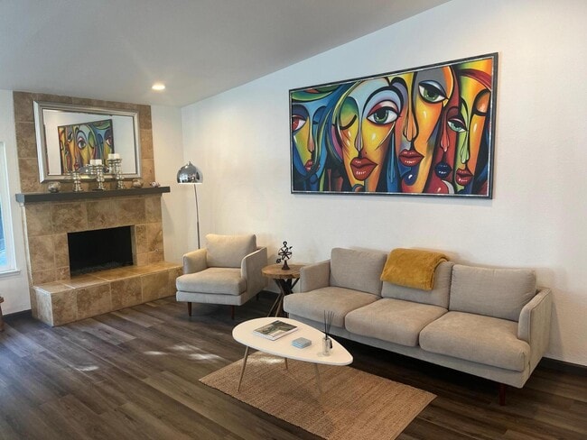 Foto del edificio - 1233 E Via Escuela